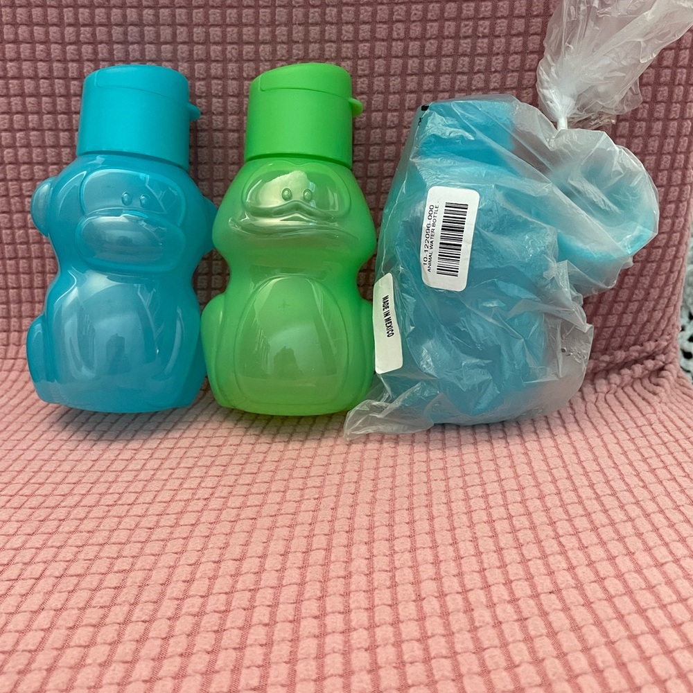 Tupperware set of 3 ECO Animal Water Sports Bottle 12 Oz for Kids